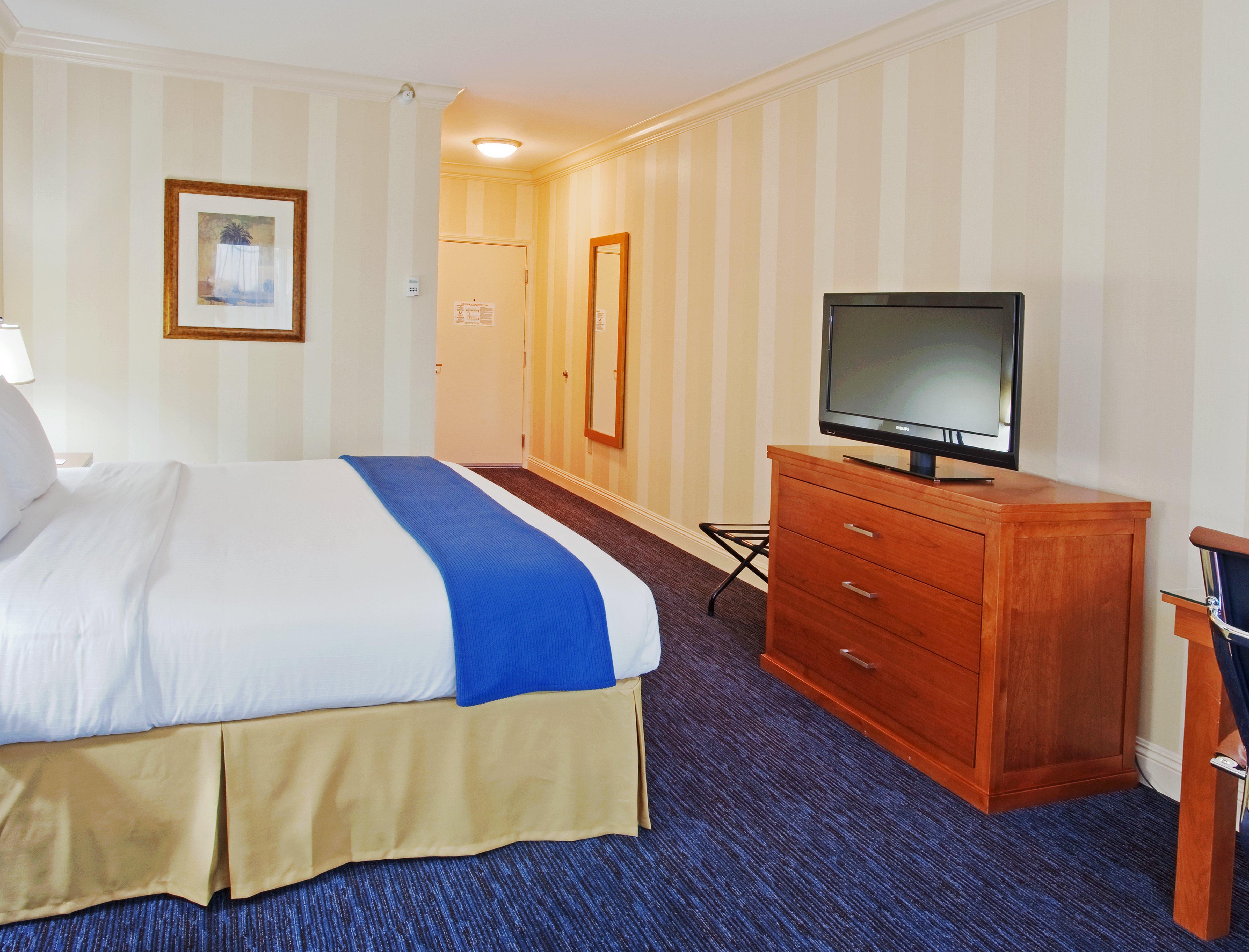 Holiday Inn Express Hotel & Suites Santa Cruz By Ihg Ngoại thất bức ảnh