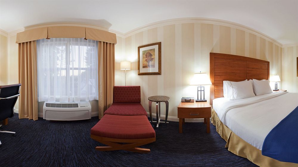 Holiday Inn Express Hotel & Suites Santa Cruz By Ihg Ngoại thất bức ảnh